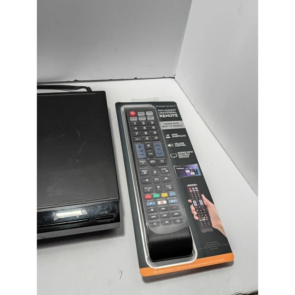 Sony DVP-SR201P DVD Player w remote and cables